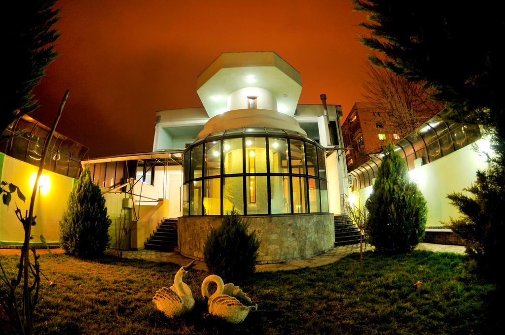 Hotel Relax Tiflis Exterior foto